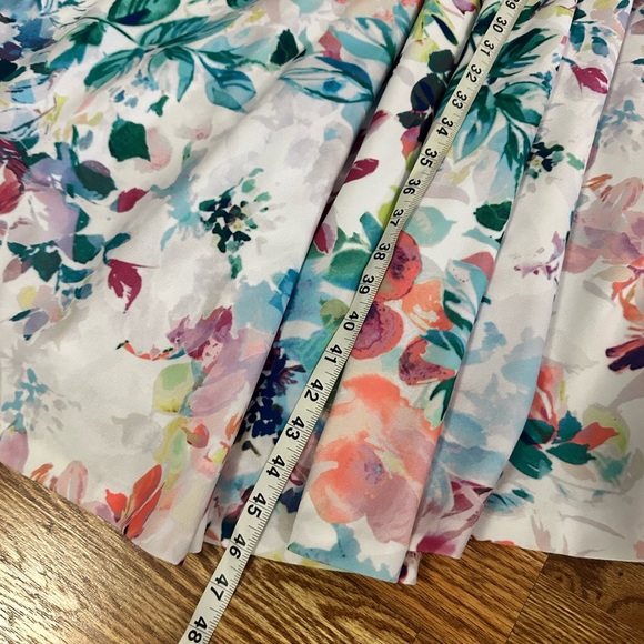 NWT CALVIN KLEIN Floral Garden Party Dress Size 8 - Picture 12 of 12